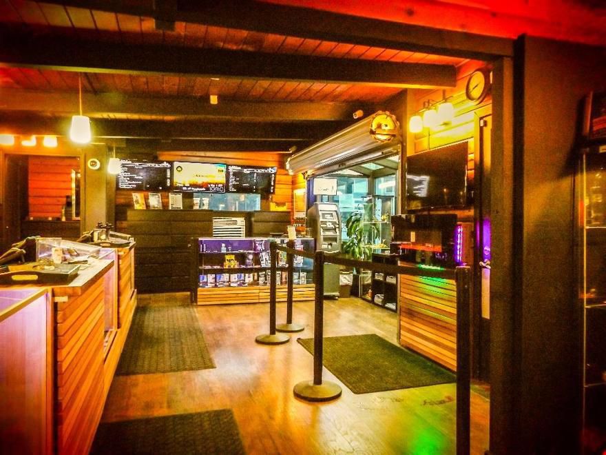 PuffnChill - Lynnwood Website