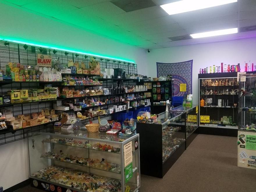 Flowland Counter-Culture Outlet (CBD Only) Website