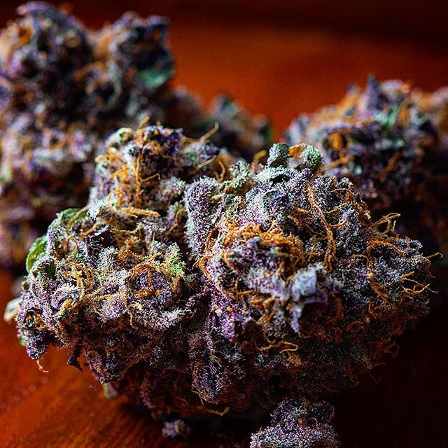 Shango Win Sivers "Airport" Website