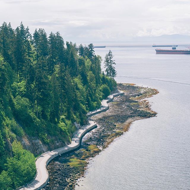 10e5 Solutions Website