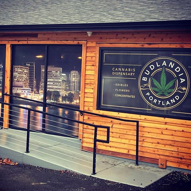 Budlandia - Division St. Website