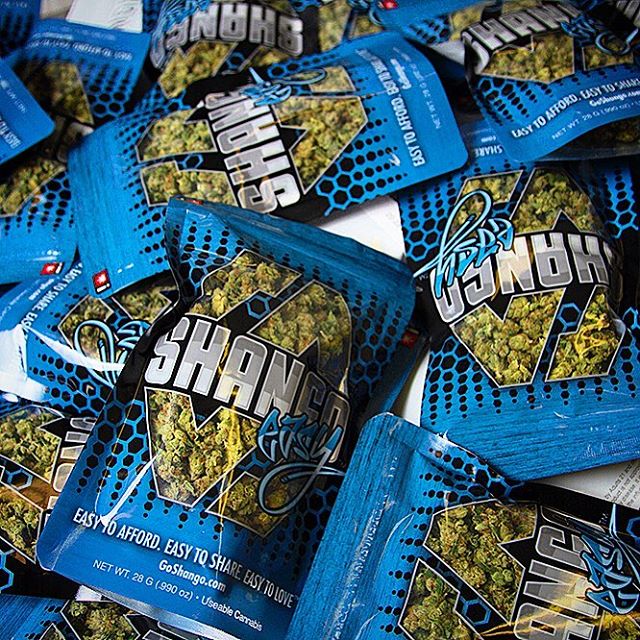 Shango Win Sivers "Airport" Website