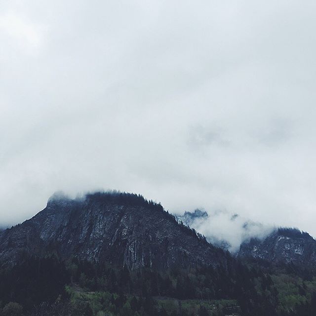 10e5 Solutions Website