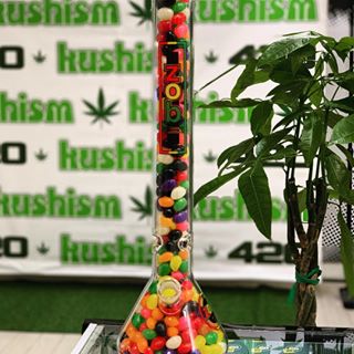 Kushism Van Nuys Website
